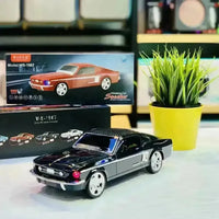 Vintage Car Shaped Bluetooth Speaker - Bear Hugs