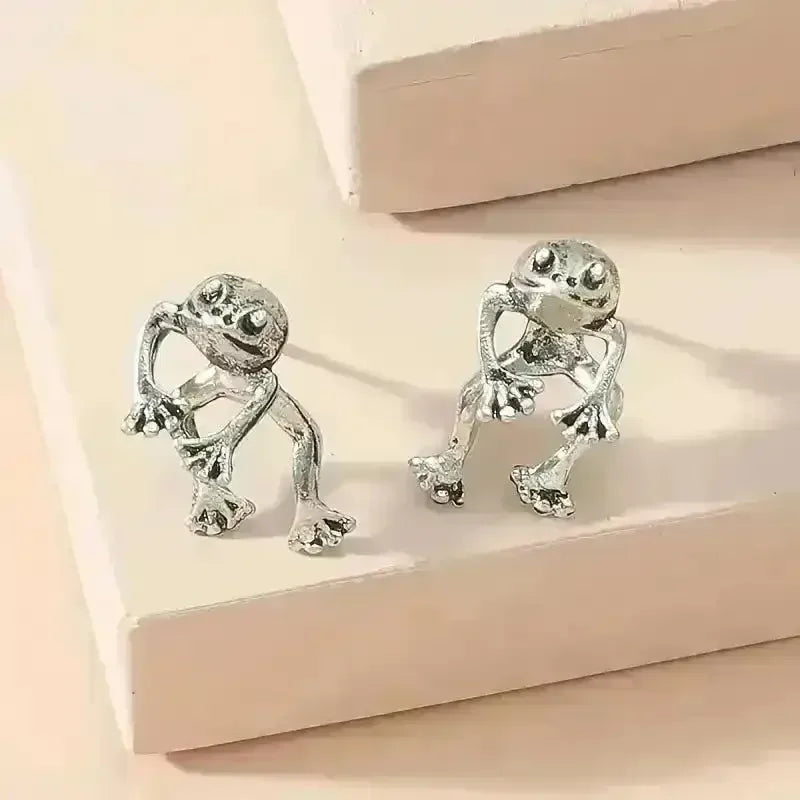 Vintage Frog Stud Earrings - Bear Hugs