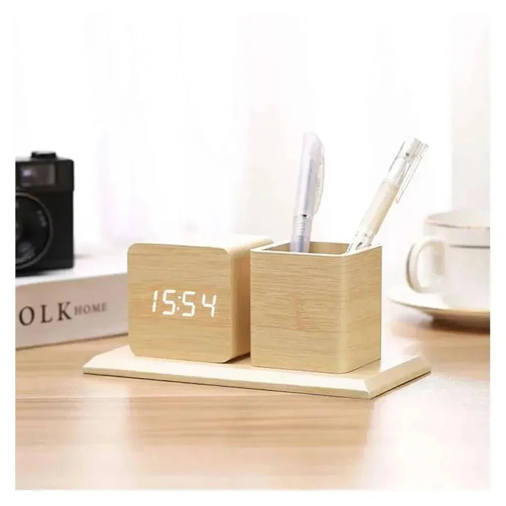 Woodland Wisdom Alarm Clock Pen Holder - Bear Hugs