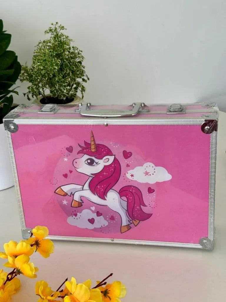 Character Themed Art Suitcase (145 pcs) - Bear Hugs