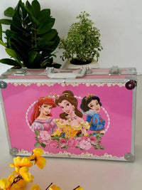 Character Themed Art Suitcase (145 pcs) - Bear Hugs