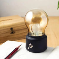 Creative Retro Lamp Bulb Night Light - Bear Hugs