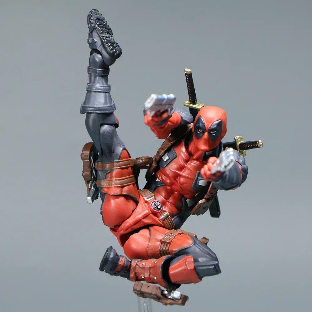 Deadpool 2.0 Action Figure (15 cm) - Bear Hugs