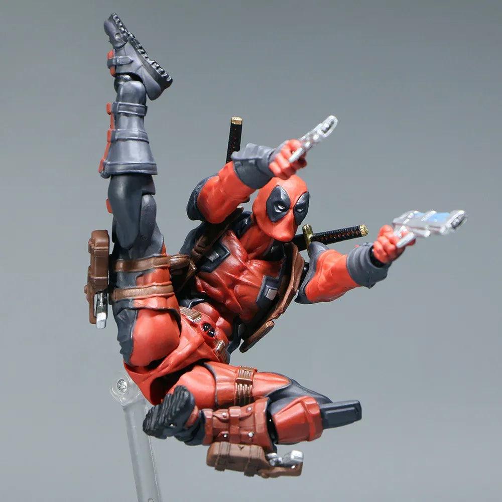 Deadpool 2.0 Action Figure (15 cm) - Bear Hugs