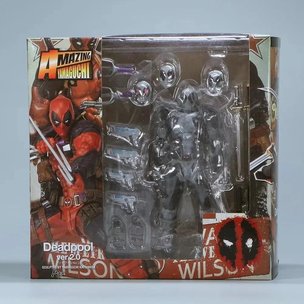 Deadpool 2.0 Action Figure (15 cm) - Bear Hugs