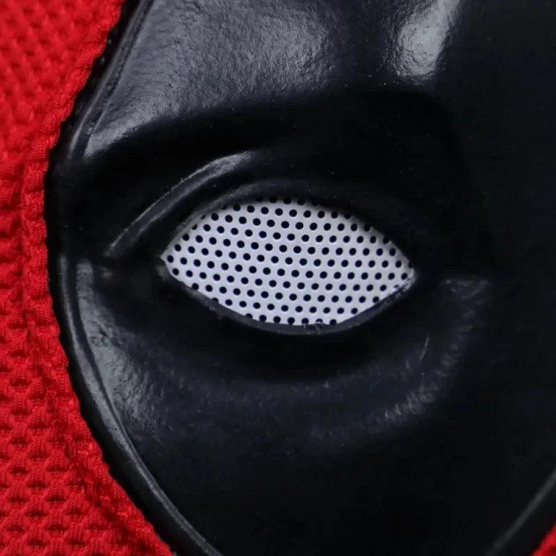 Deadpool Moving Eyes Cosplay Mask - Bear Hugs