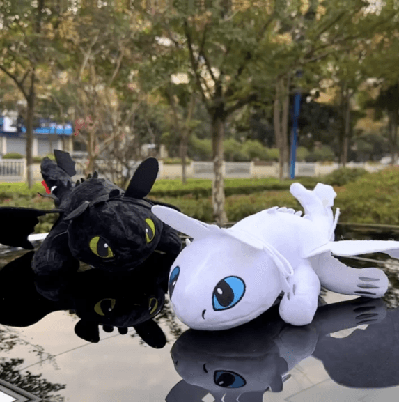 Dragon Glide Toothless Night Fury Plushie