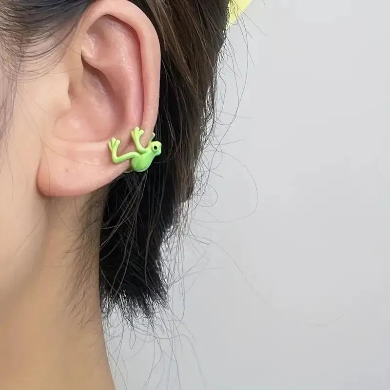 Green Frog Shaped Ear Clip - Bear Hugs