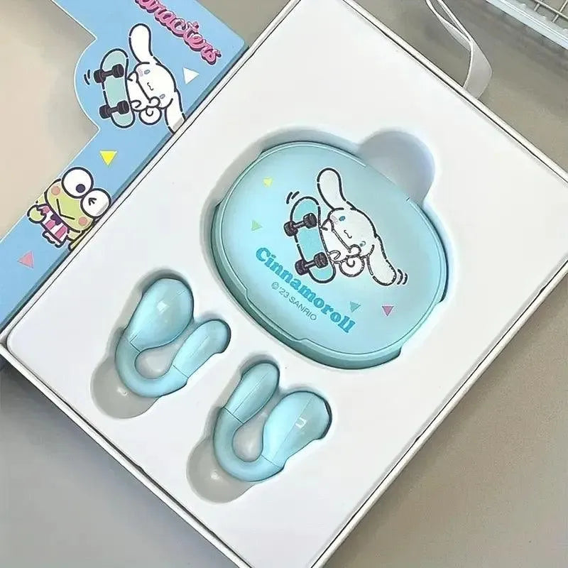 Hello Kitty and Friends Clip-on Wireless Earphones - Bear Hugs