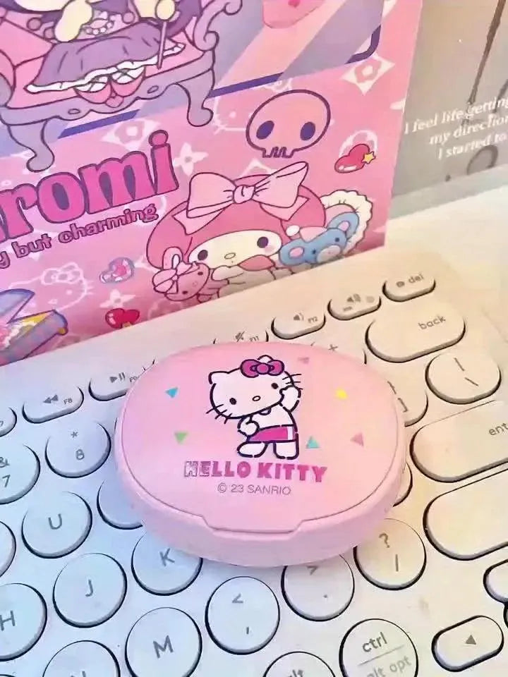 Hello Kitty and Friends Clip-on Wireless Earphones - Bear Hugs