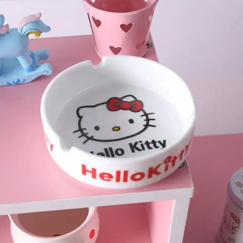 Hello Kitty White Ashtray - Bear Hugs