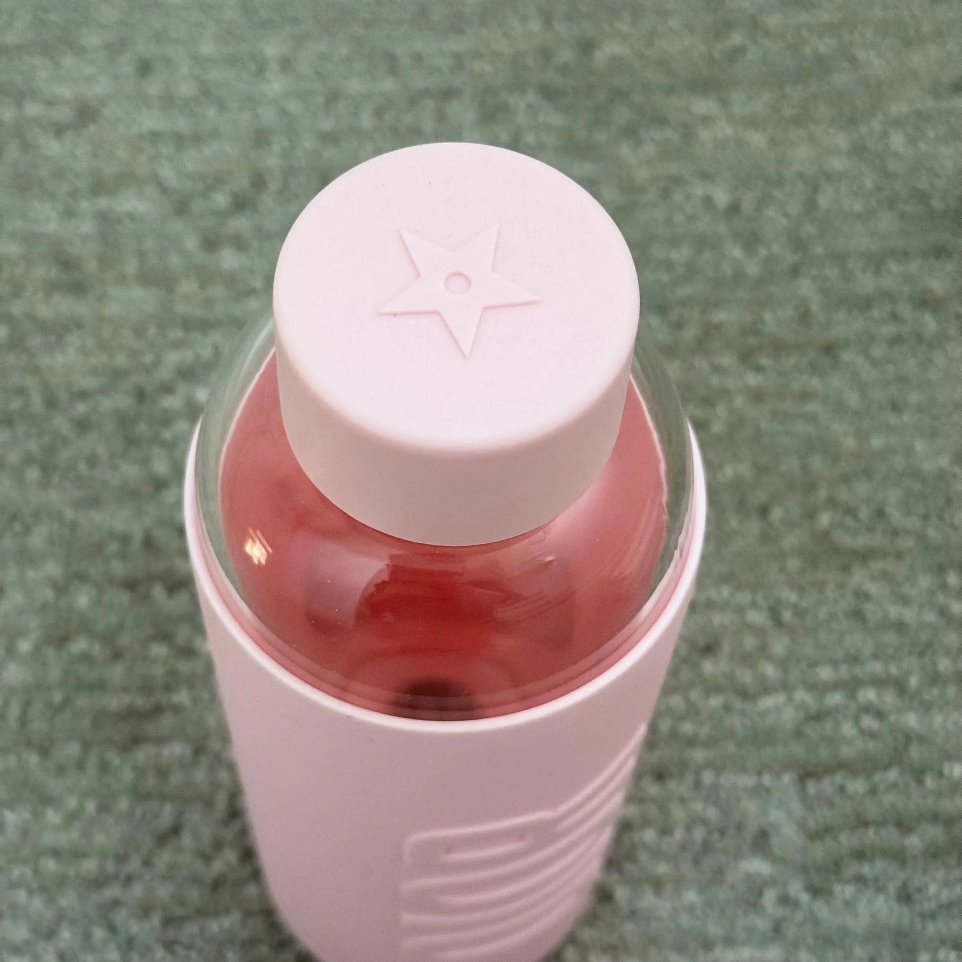 Vintage D Luxe Pink Water Bottle (550 ml)