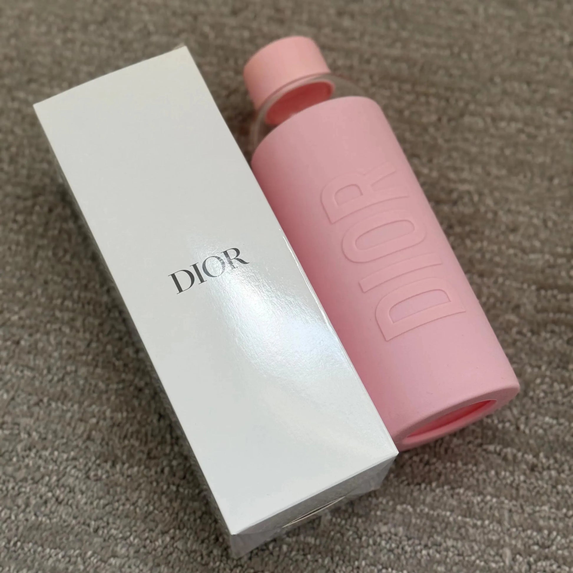 Vintage D Luxe Pink Water Bottle (550 ml)