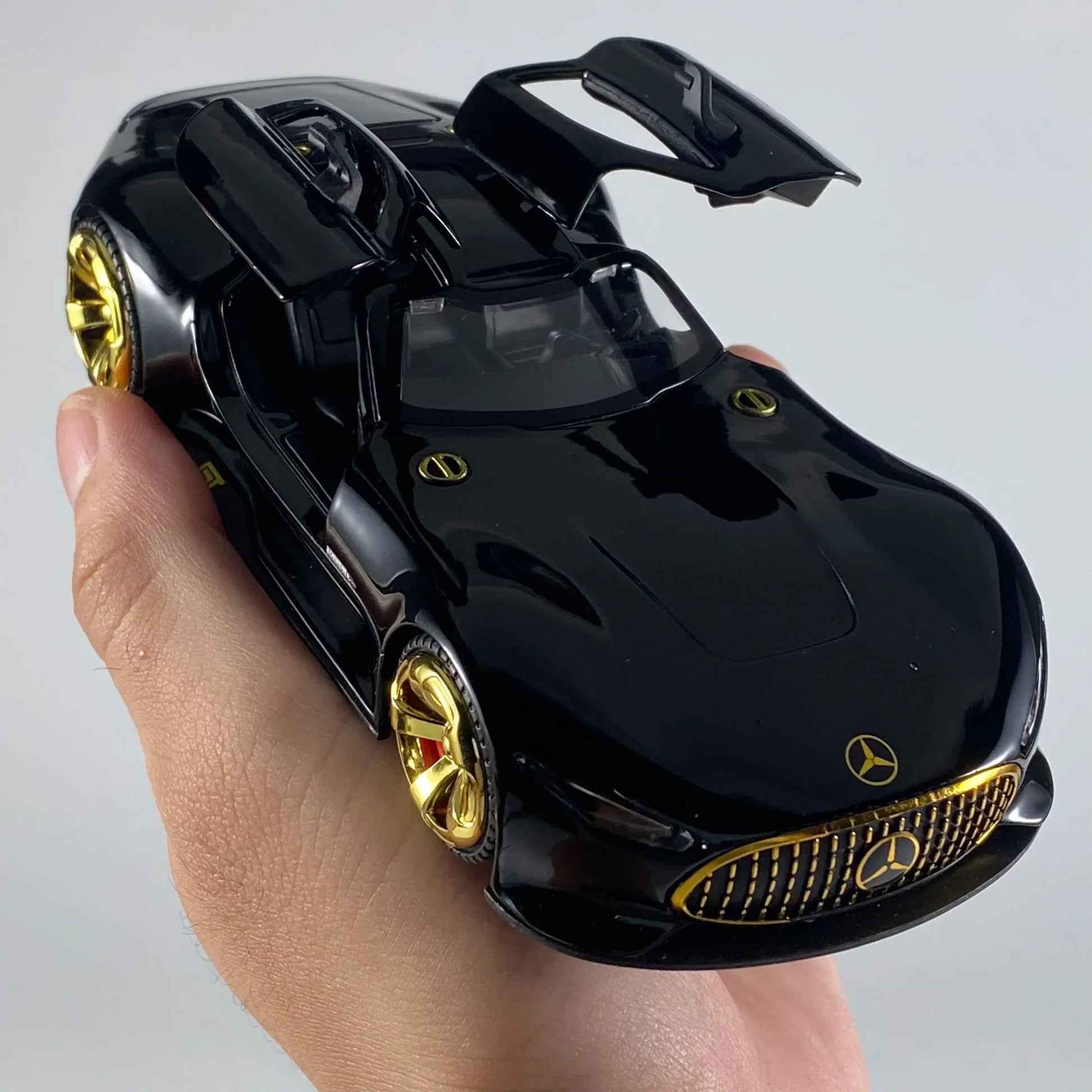 Merc AMG Vision GT 1:32 Scale Die-Cast Supercar