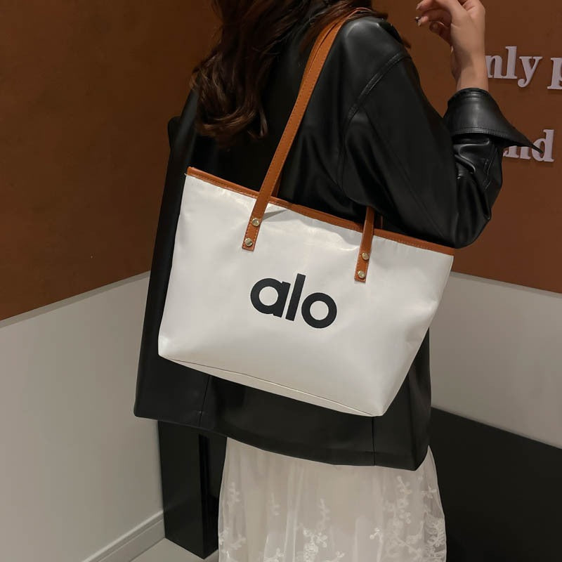 Alo Zenith Minimalist Tote Bag