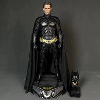 Dark Knight Gotham Guardian Deluxe Figure (68 cm)