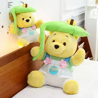 Honey Bear Leafy Decor Plush (33 cm)
