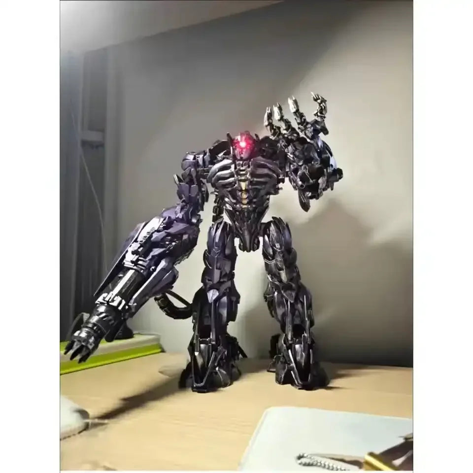 Zeus Toys ZS01 Shockwave Figure (37 cm)
