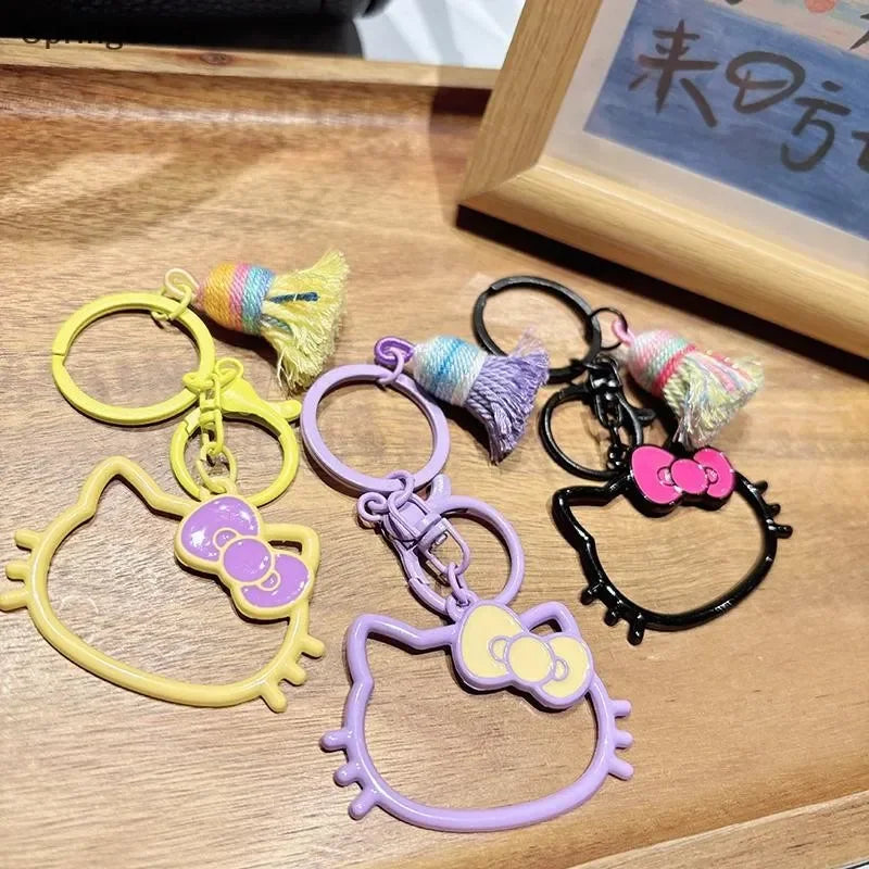 Hello KT Pretty Head Outline Keychain