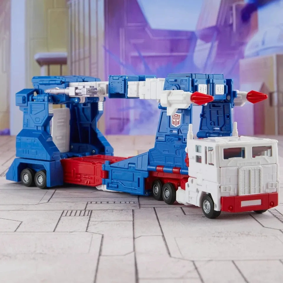 Transformers SS 86-21 Commander Class Ultra Magnus Model