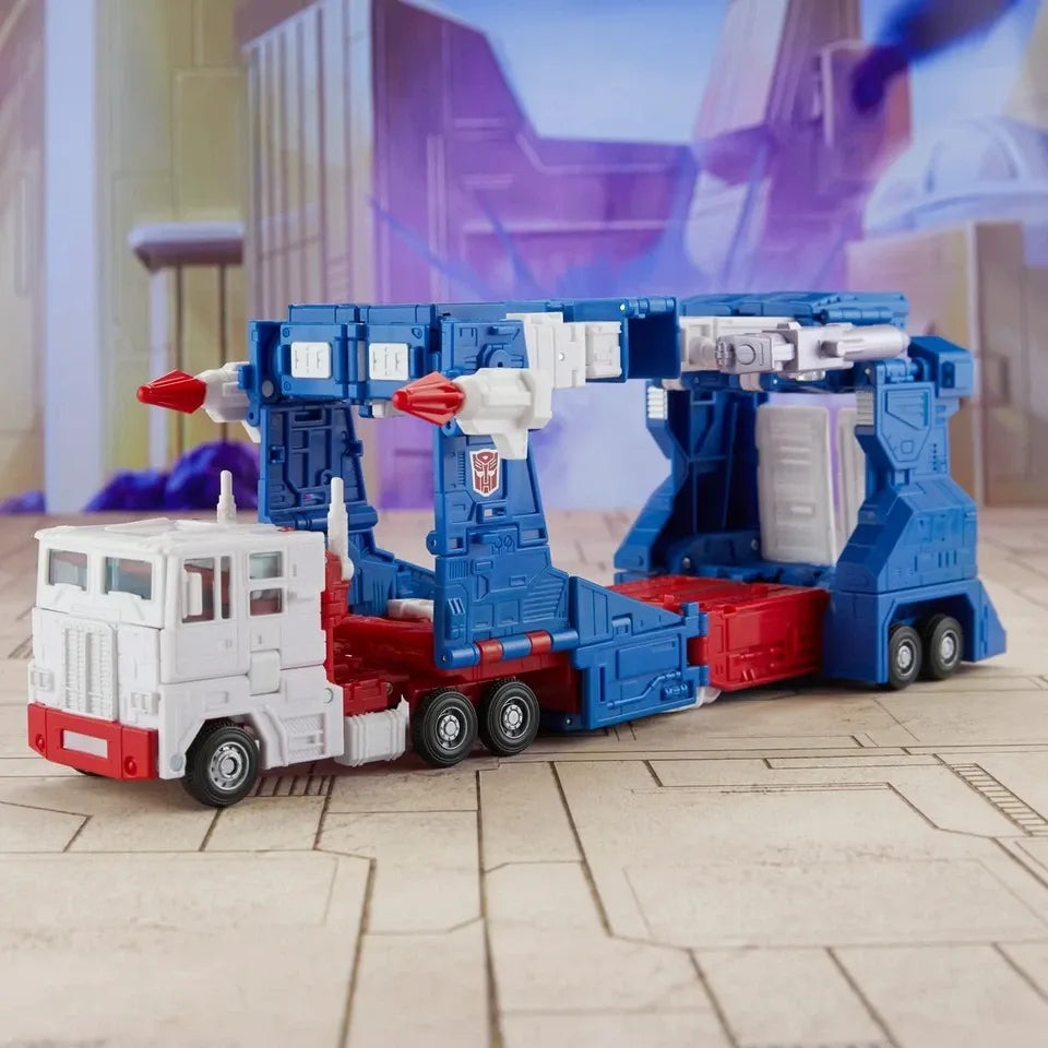 Transformers SS 86-21 Commander Class Ultra Magnus Model