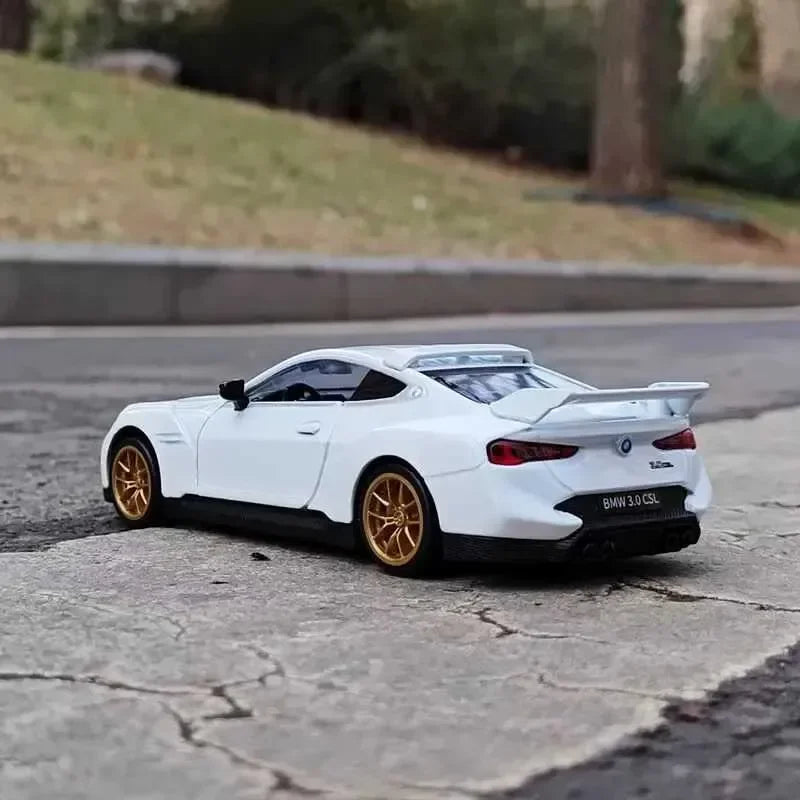 BMW 3.0 CDSL 1:34 Die-Cast Car