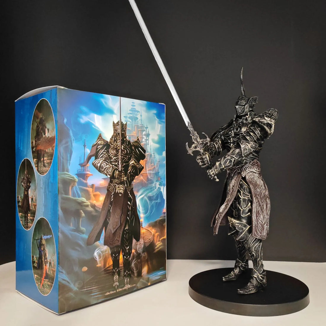 Demon's Souls Penetrator Knight Action Figure (25 cm)