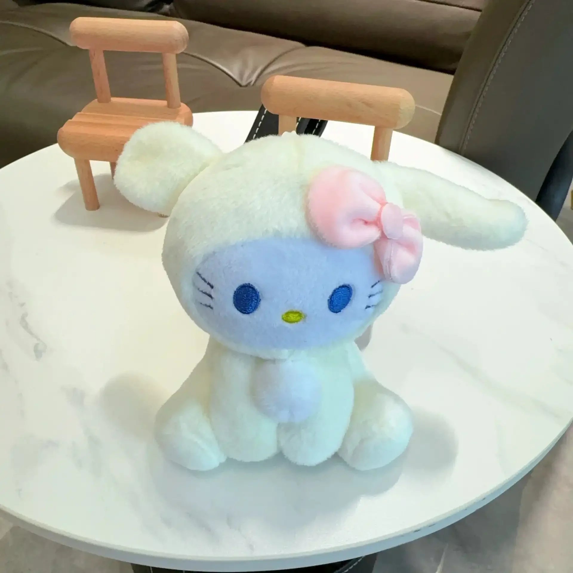 Hello KT Bow-tiful Buddy Keychain