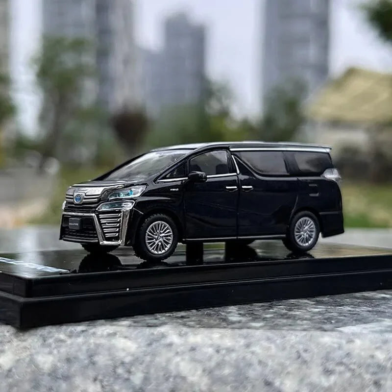 Velfire Van 1:32 Diecast Model