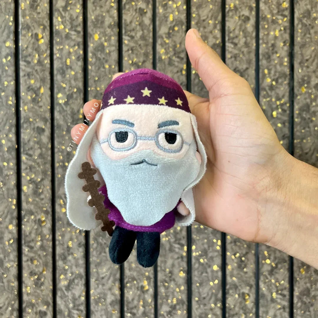 Hogwarts Wizard Magic Plush Keychain