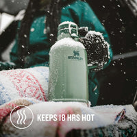 Stanley Classic Easy-Pour Growler (64 oz)