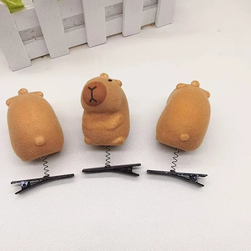 Capybara Velvet Zen Hair Clip