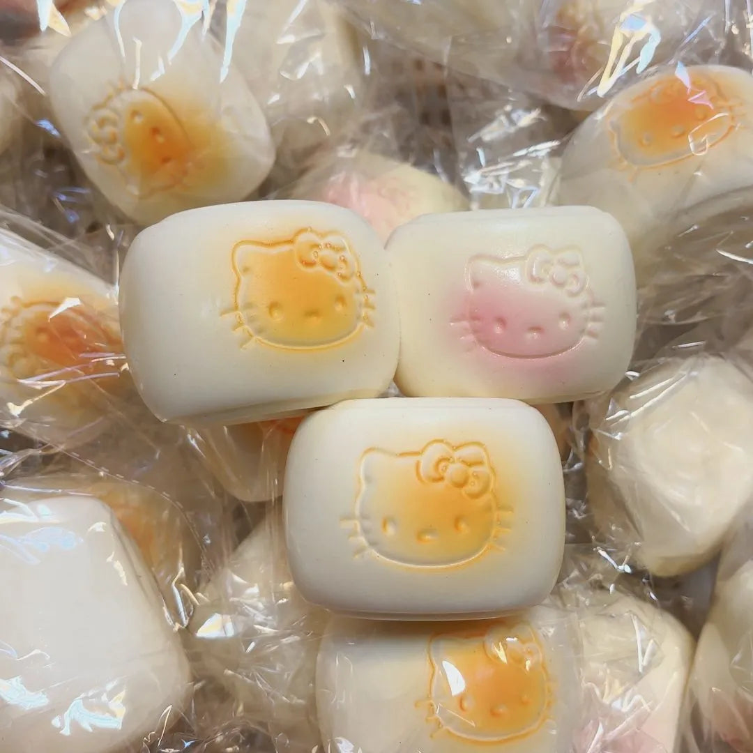 Hello Kitty Steamed Bun Ultra Slow Squishy
