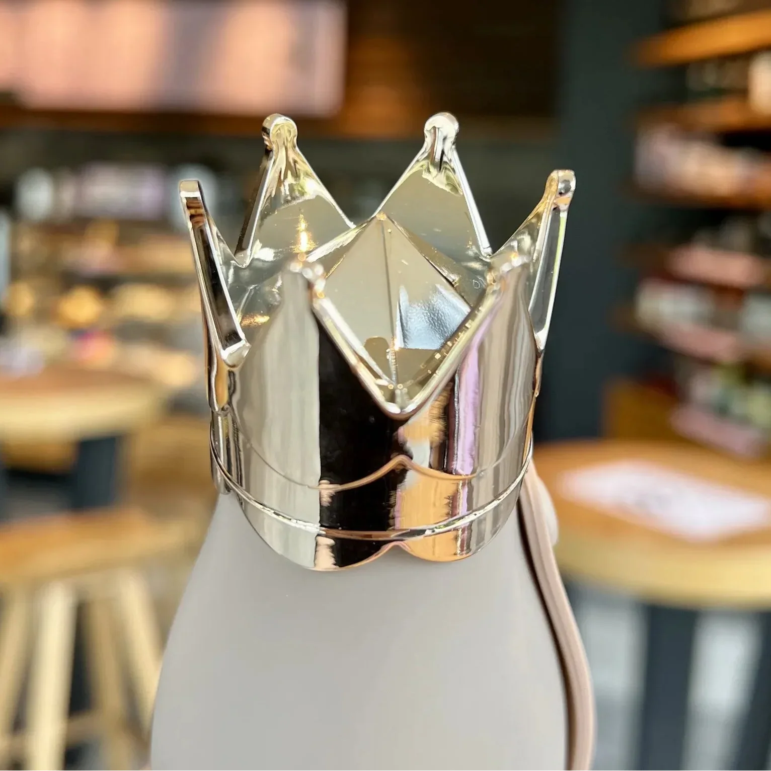 Crown Dream Royal Luxe Insulated Bottle (400 ml)