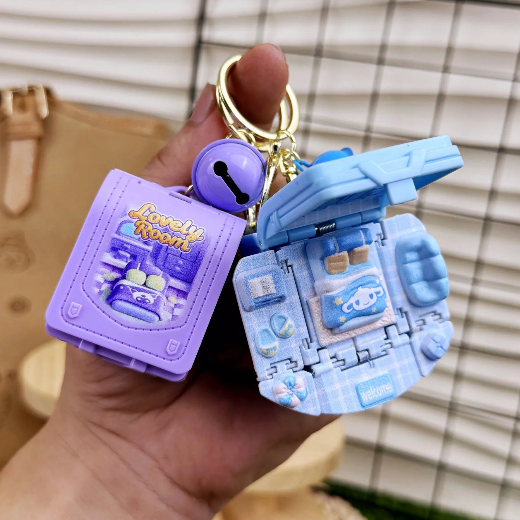 Sanliou Doll House Folding Keychain