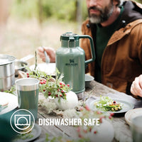 Stanley Classic Easy-Pour Growler (64 oz)