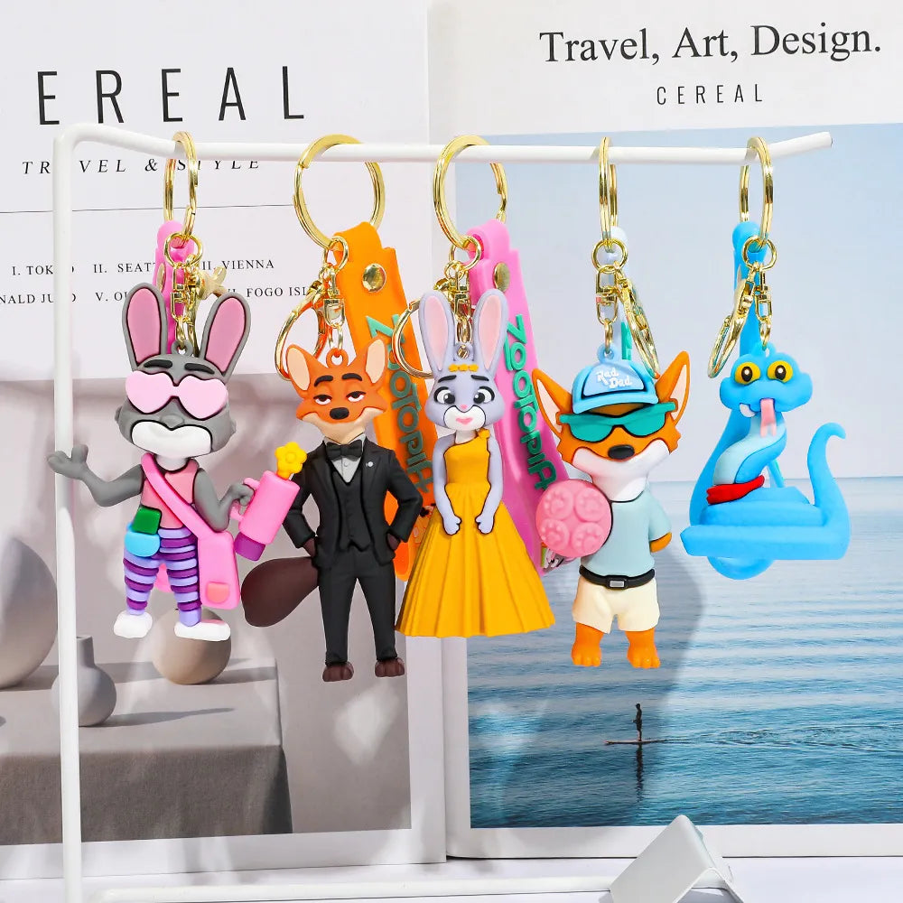 Zootopia 2 Gala & Vacation Disguise Keychain