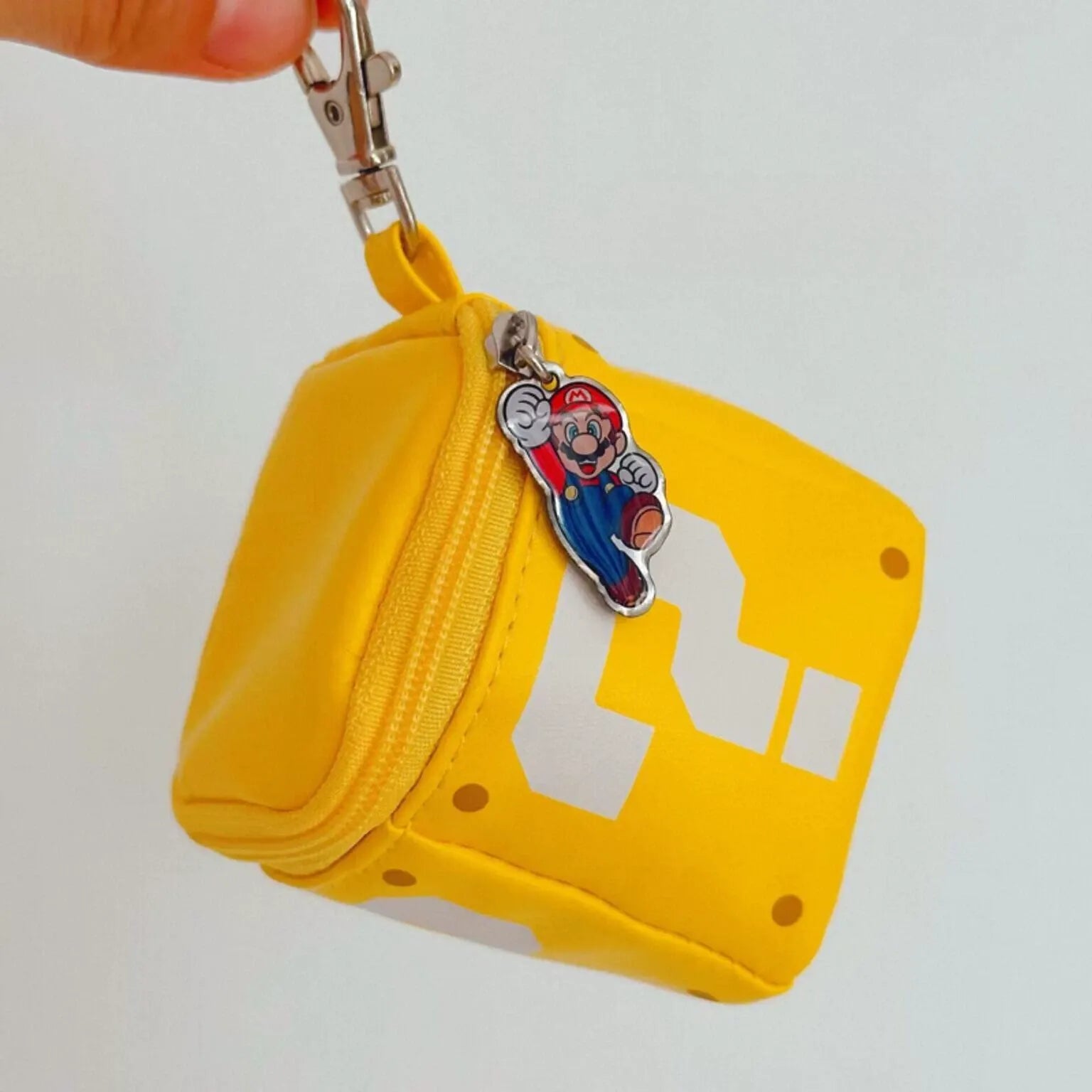 Super Mario Power-Up Storage Pouch