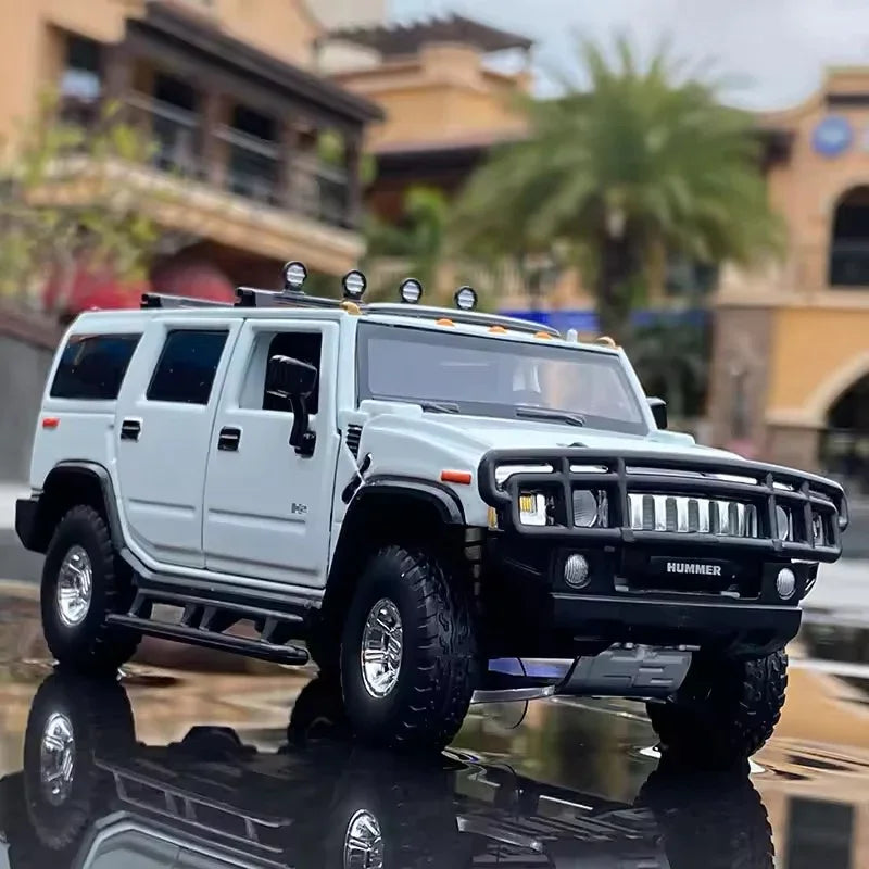 Hummer H2 1:24 Diecast Model