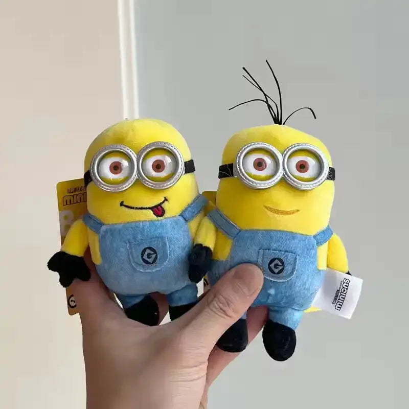 Minniun Goggle Eyed Plush Keychain