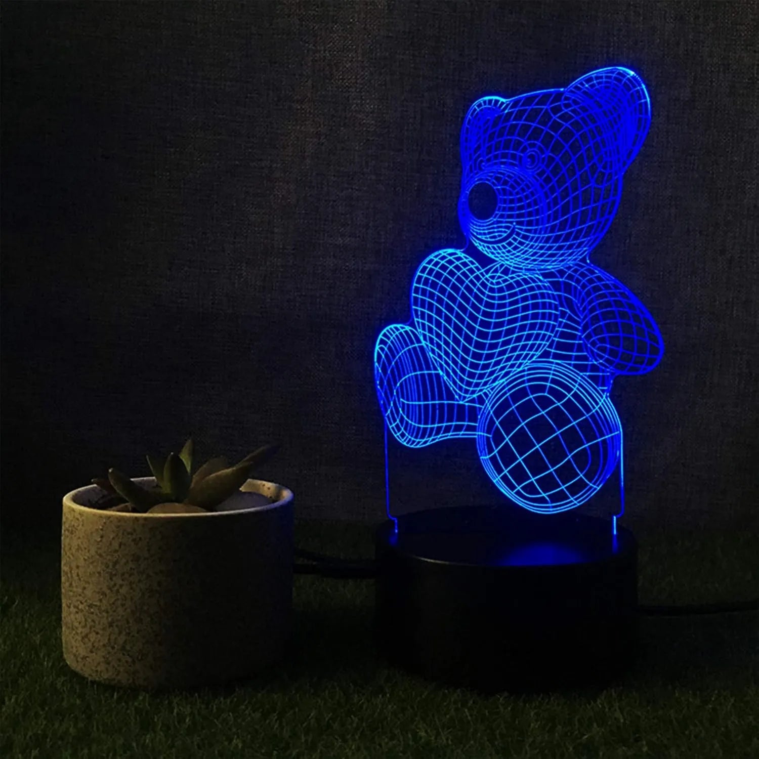 Teddy HeartLoom Love LED Lamp
