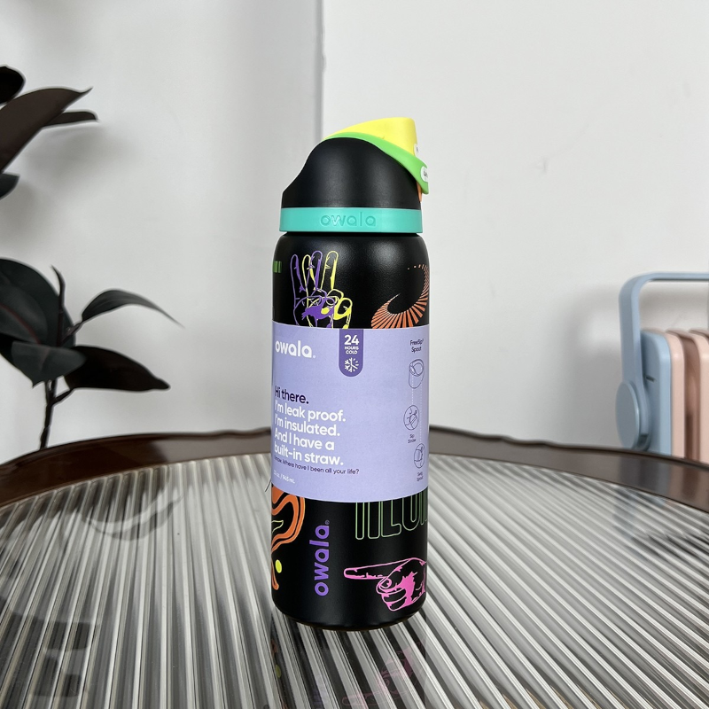Owala FreeSip Insulated Water Bottle (24 oz/ 32 oz)