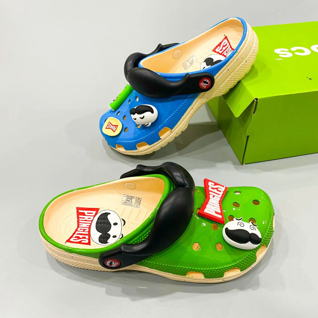 Pringle Moustache Elite Clogs