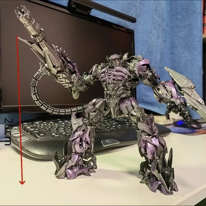 Trans4mers Deceptive Shockwave Figure (28 cm)