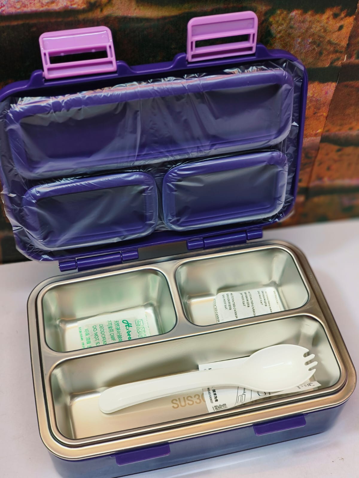 Galaxy Grub 3-Section Lunch Box