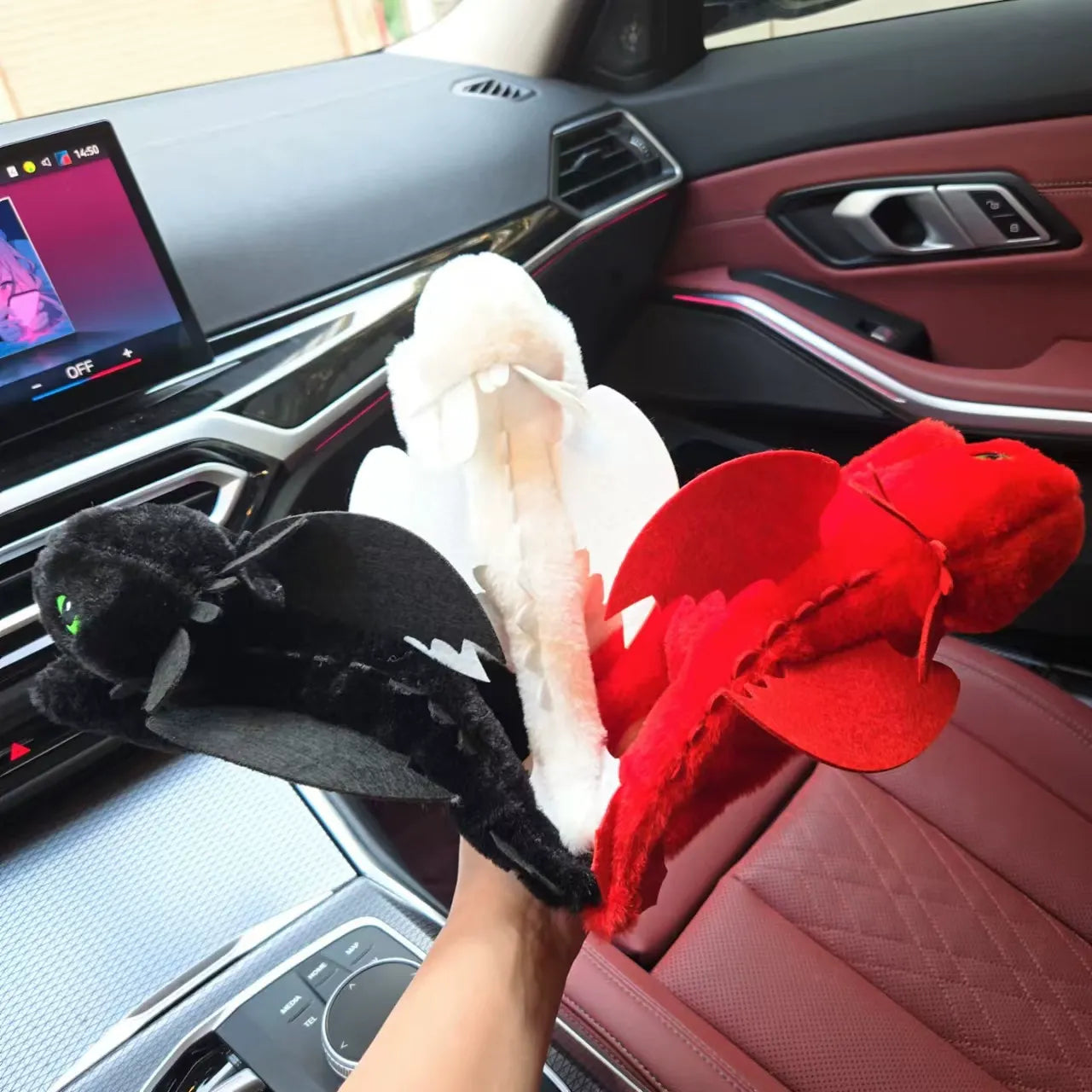 Berk Dragons Plush Hand Bracelet (25 cm)