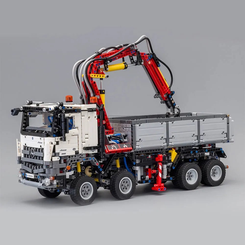 Mercedes Benz Big Truck Building Blocks (2793 Pcs)