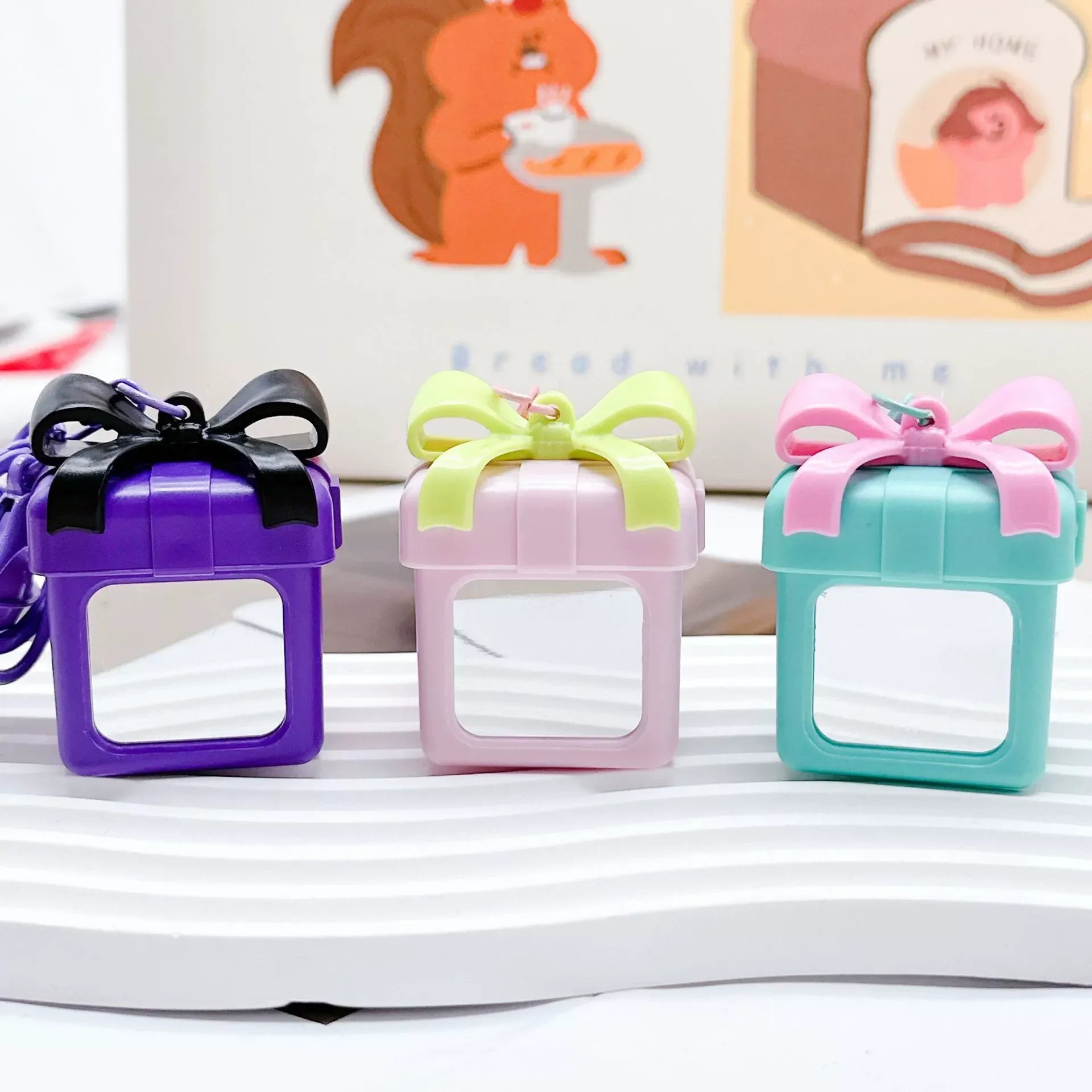 Illuminated Beary Gift Box Keychain