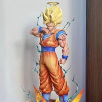 Ascended Super Saiyan 2 Goku Illuminated Diorama (35 cm)