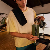 Stanley Activate Shaker Bottle (20 Oz)